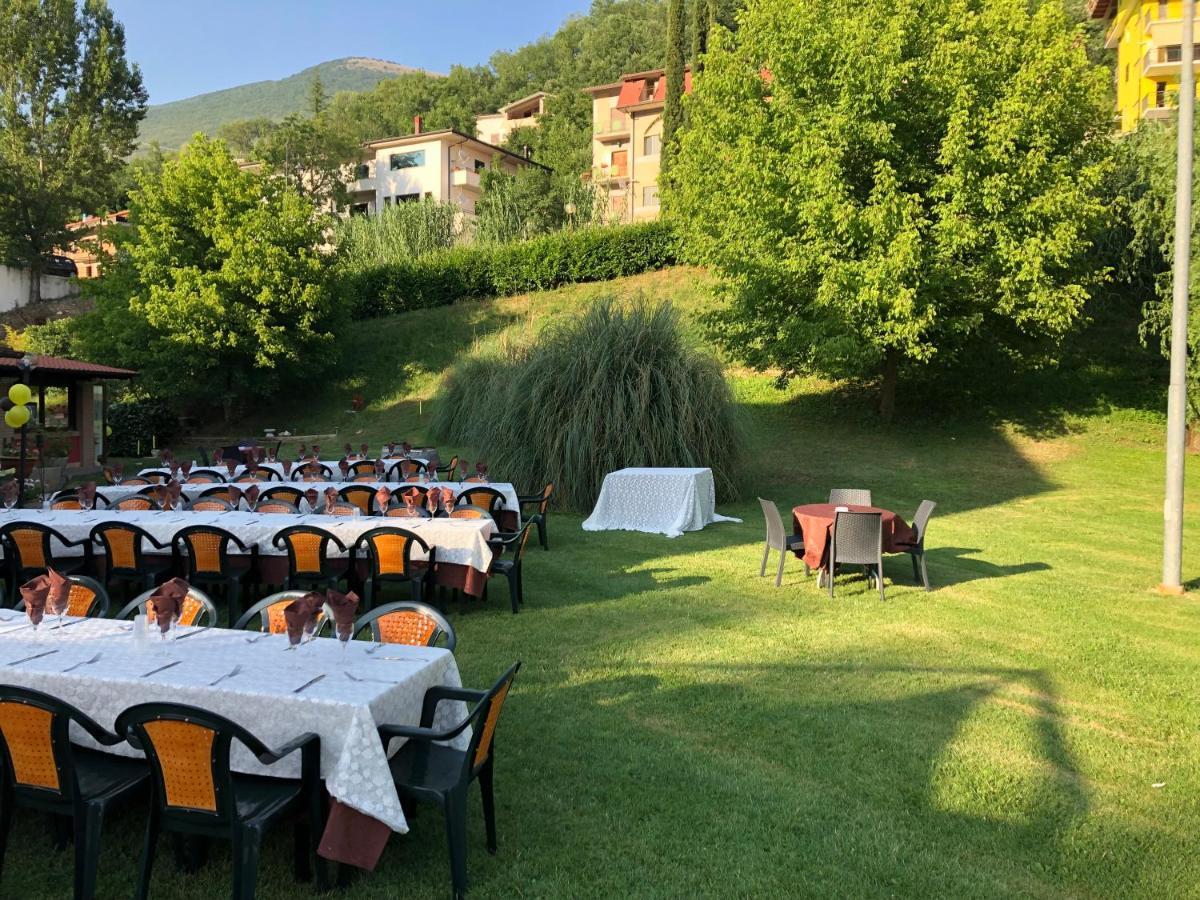 Hotel River Civitella Roveto Exterior foto